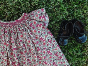 Liberty meadow prune, chaussures en cuir verni noires Aster.